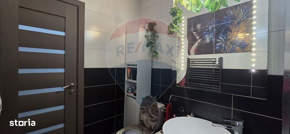 Apartament Central cu 4 Camere  în Chișineu-Criș