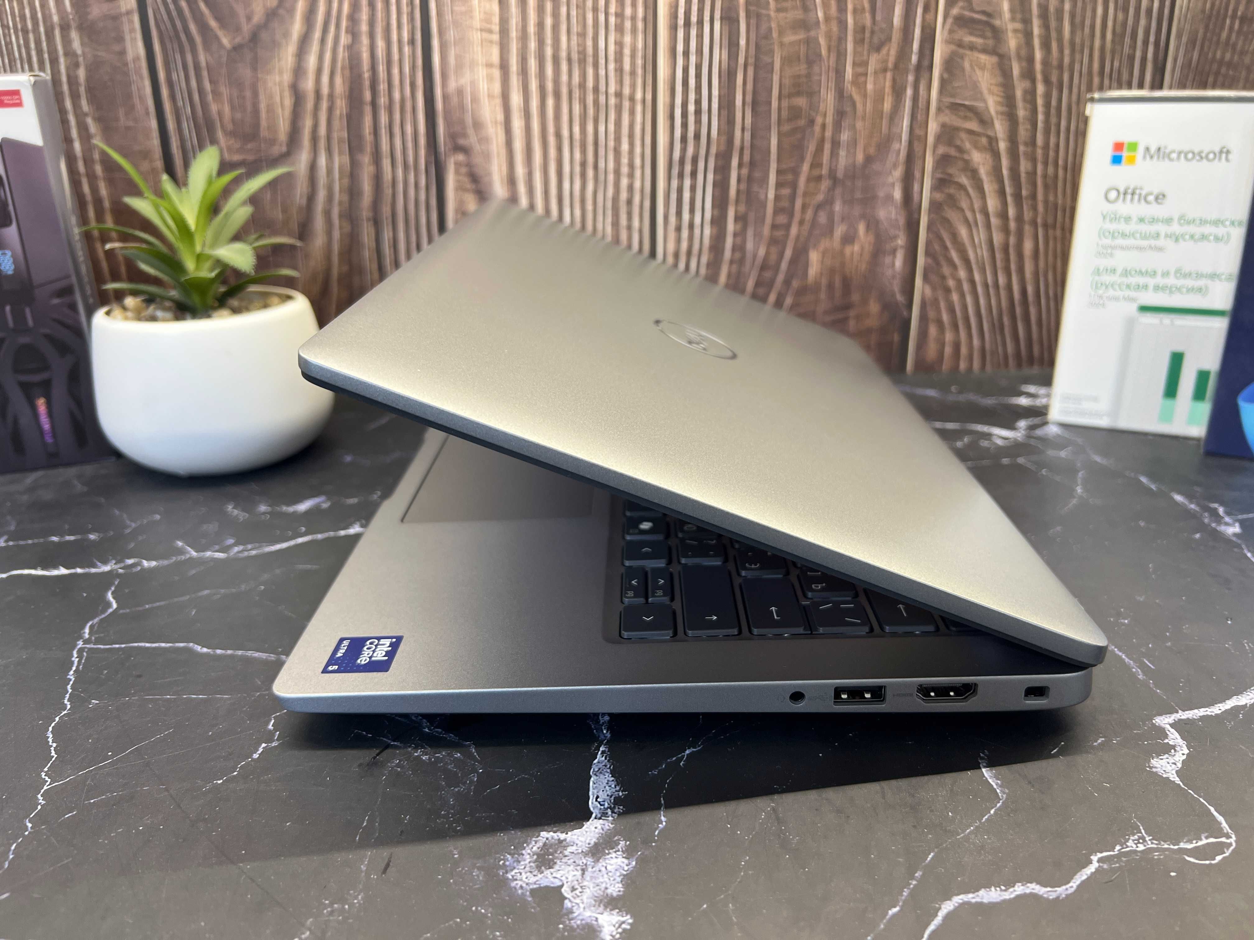 Dell Latitude 5450 - Core Ultra 5‑135U / 16GB / 512GB / 14" IPS / SIM