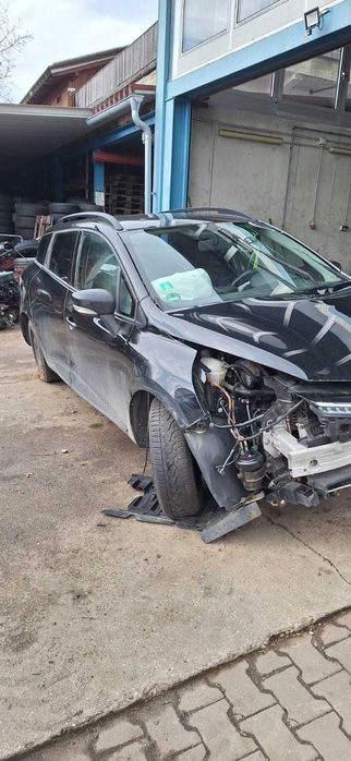 Dezmembrez Renault Clio 4 2015 1.5 dci COD MOTOR: K9K E628, EURO 6