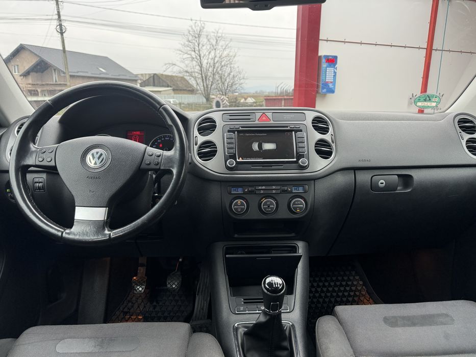 Tiguan 2010-2.0tdi-4*4 -import Germania
