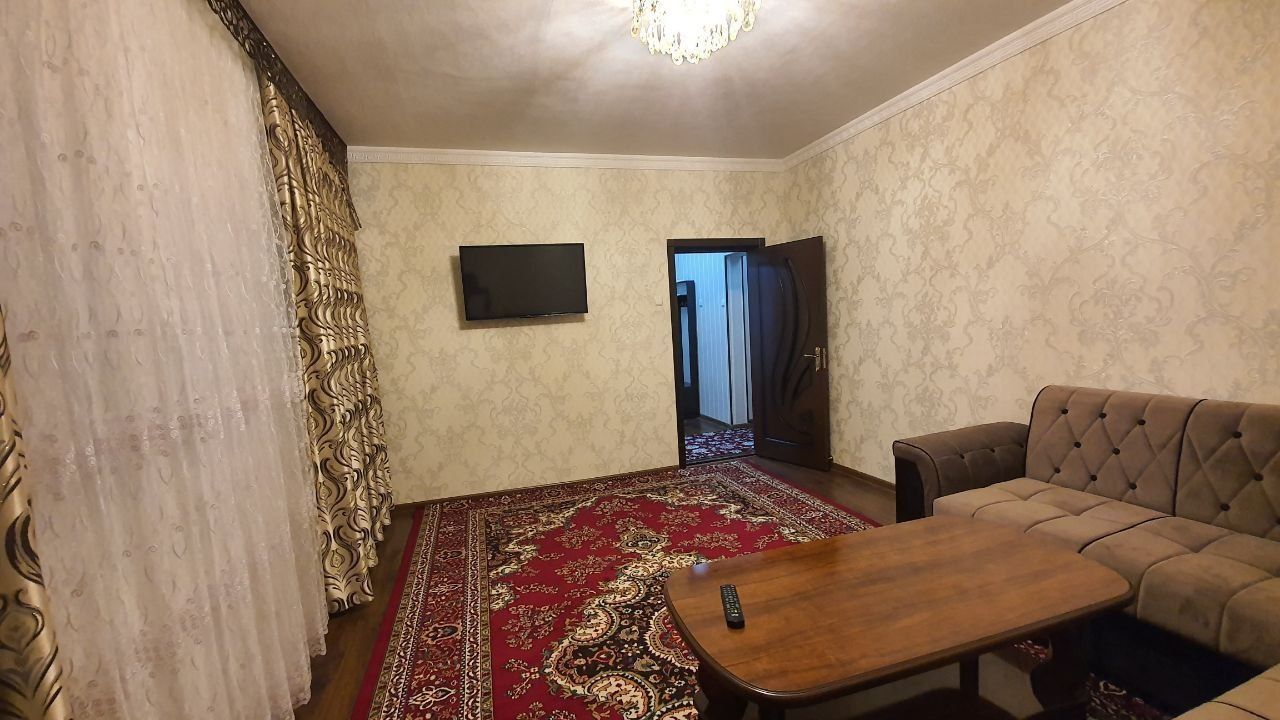 Yunusabad 6 kvartal 2 xona 3 etaj elchixona sotiladi mebel va texnika