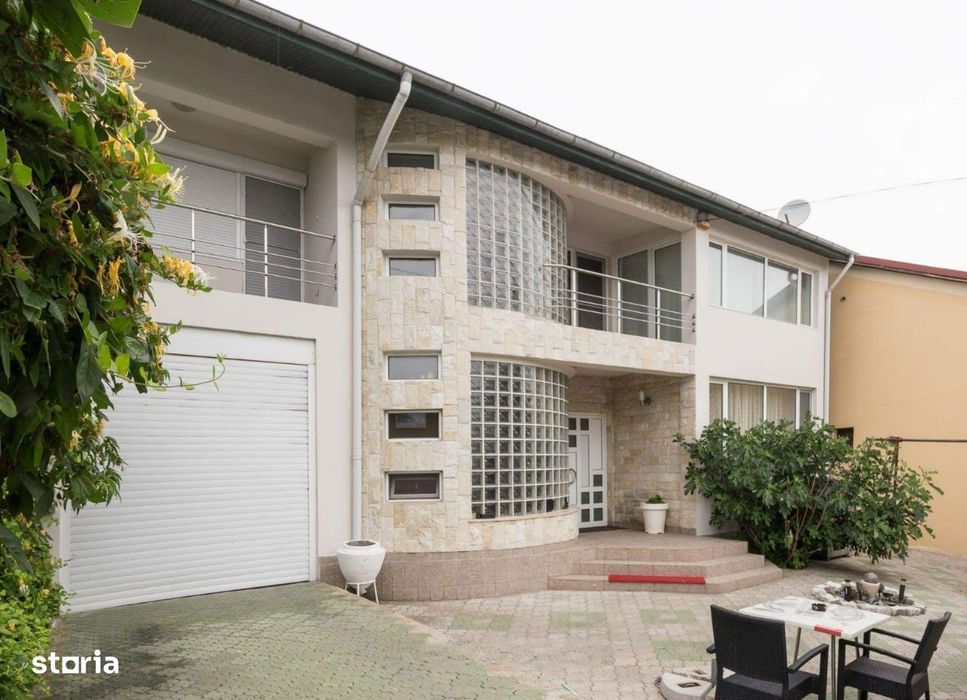 Vila zona Parc Carol, aproape de str.Domneasca, mobilata si utilata