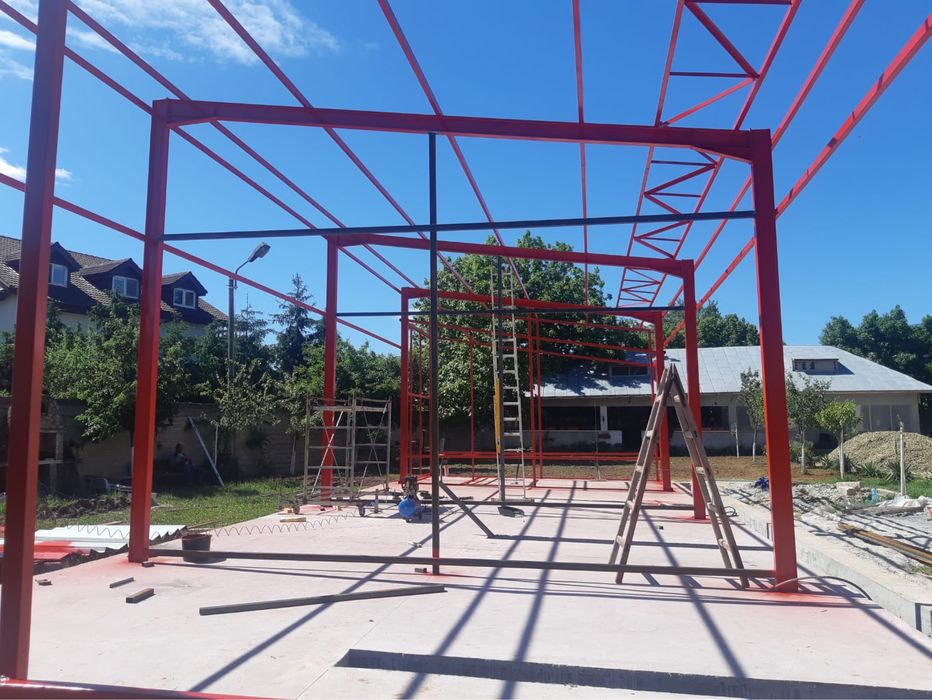 Hale confecții metalice la comanda