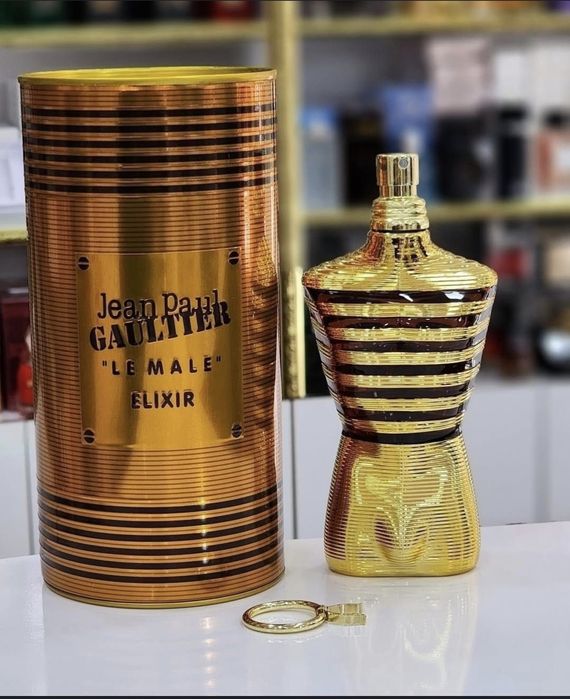 Parfumuri 1/1 persistente !!