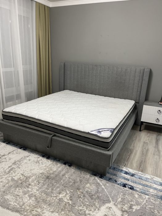 Кровать двухспальняя