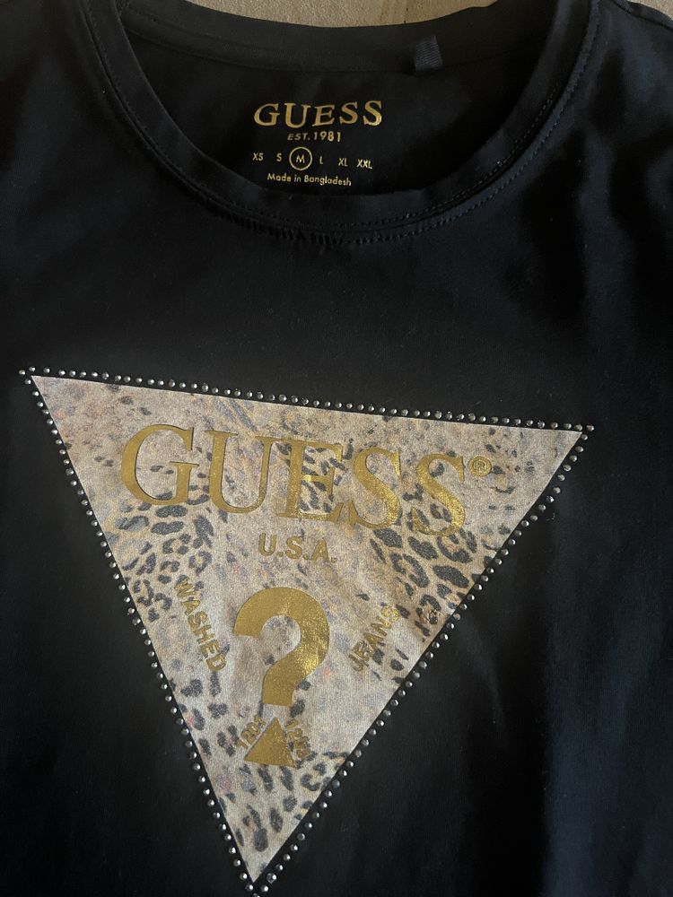 Оригинална тениска Guess М размер