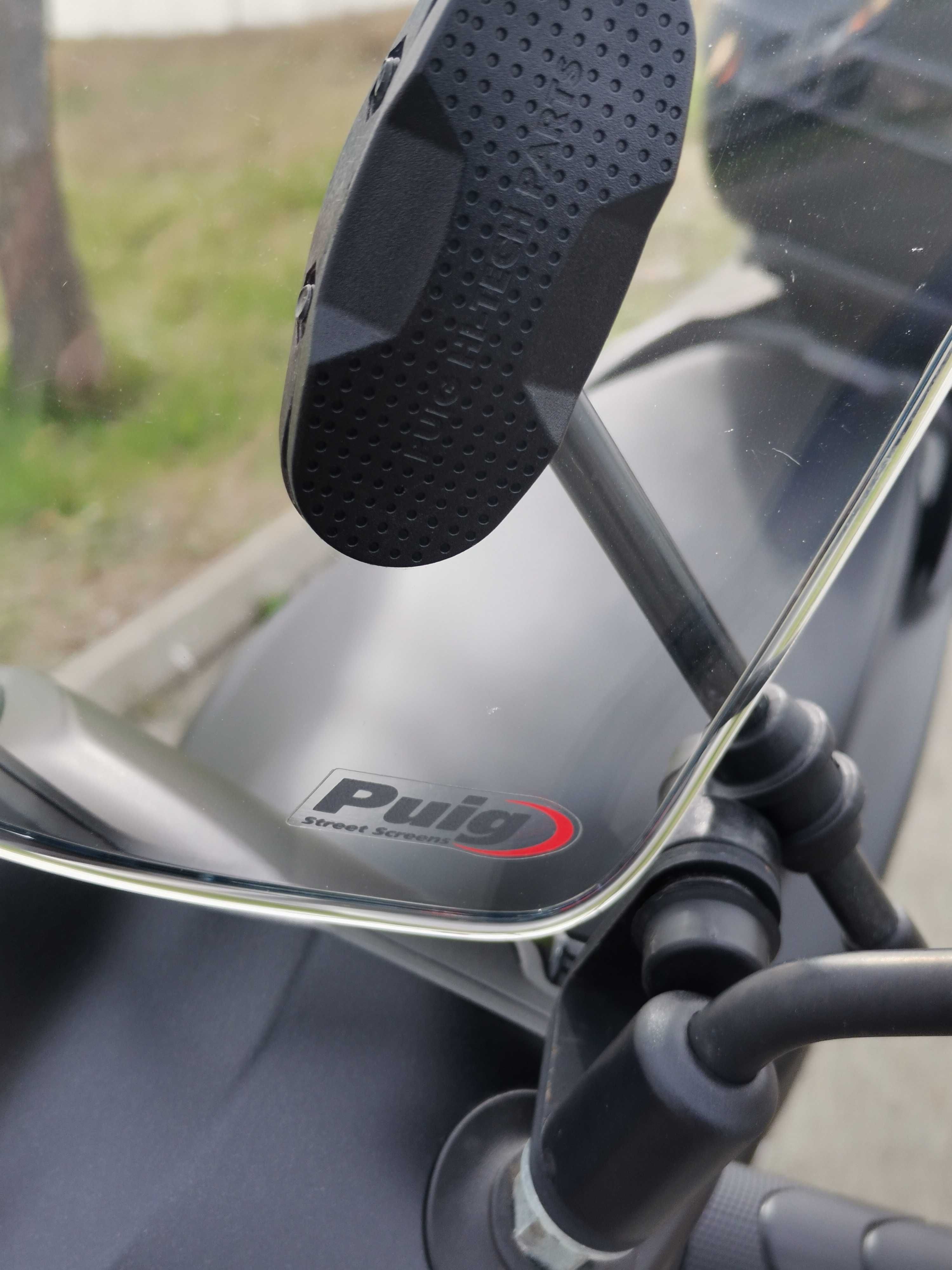 scuter Honda Vision NSC 110cc se conduce cu permis B , an 2022