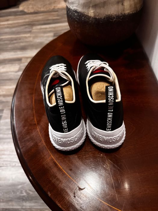 Love Moschino 37.5
