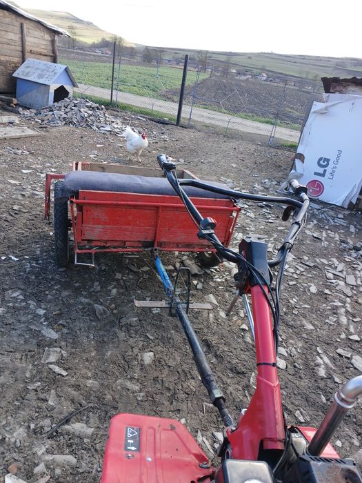 Vând motocultor ruris 7.5 cp