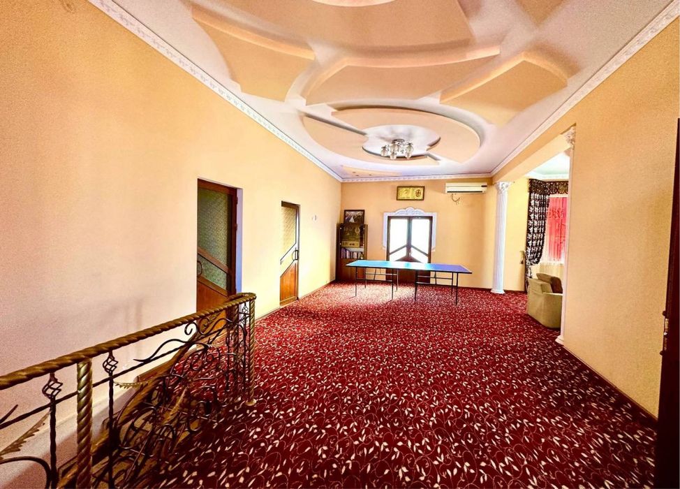 Продажа дома в Амир Темур махалле 6 соток!