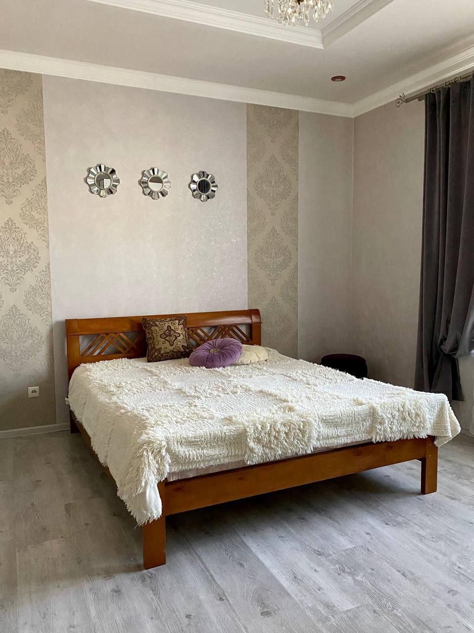 Шукур Бурхонов,6 хона, 5,1 соток, фасад 27,40м, бурчакдаги уй