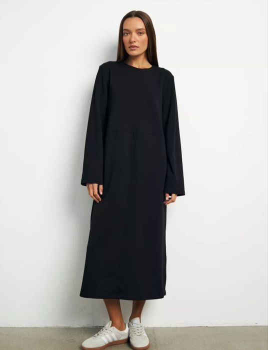 Продам платье длина макси