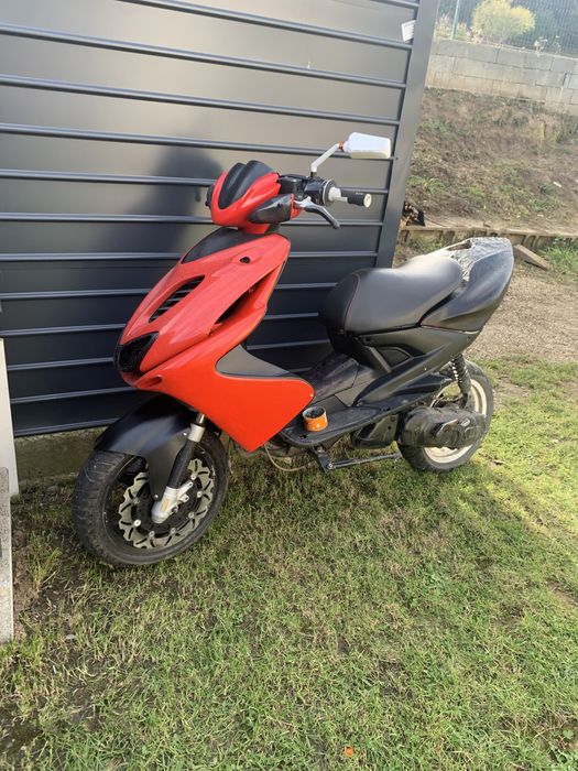 Yamaha aerox inmatriculat