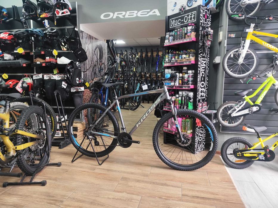 Bicicleta Kross Hexagon 3.0 M 27 L in stoc la FUNKY SPORTS