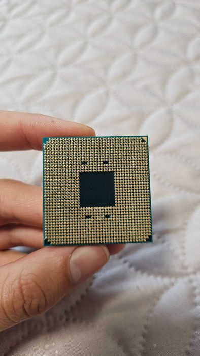 Процесор AMD Ryzen 7 1700X с оригинална кутия