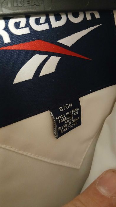 Reebok бяло зимно яке с качулка – S / M / L