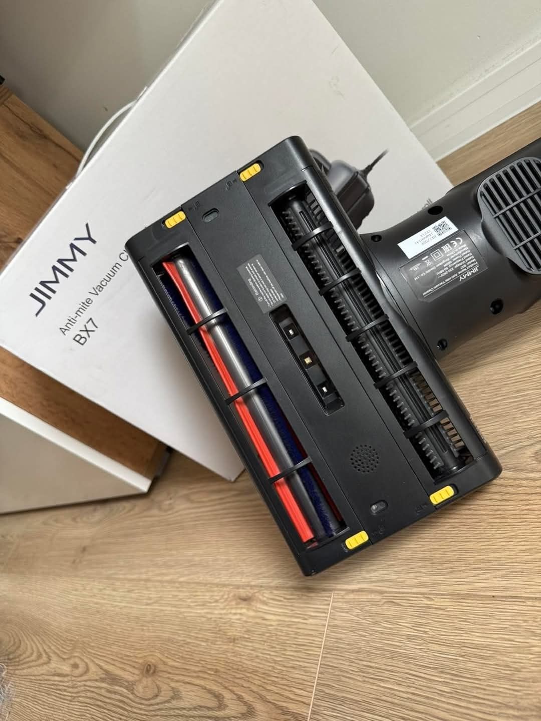 Прахосмукачка против акари JIMMY BX7