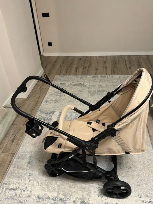 Продам коляску прогулочную