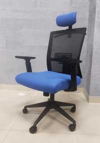 Офисное кресло модель 7022