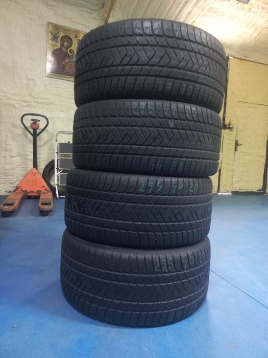 295 40 20 Pirelli Scorpion ALL Seasons