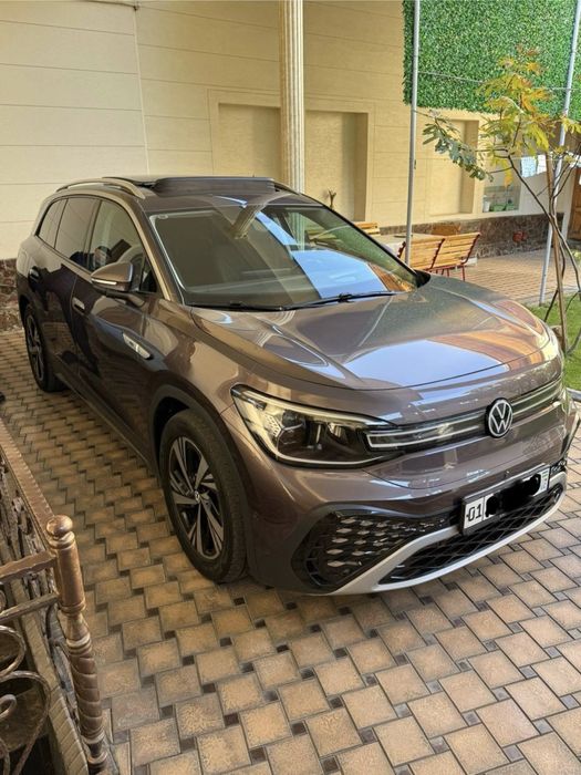 Volkswagen ID 6 Pro 2022 yil