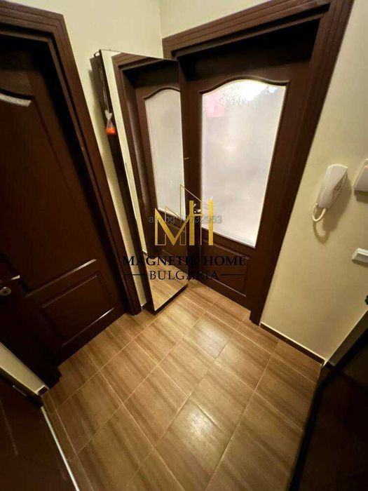 Страхотен двустаен апартамент срещу Мол Галерия в ж.к. Славейков