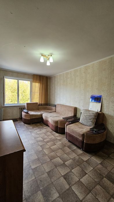 Продам комнатную квартиру на Аблакетке