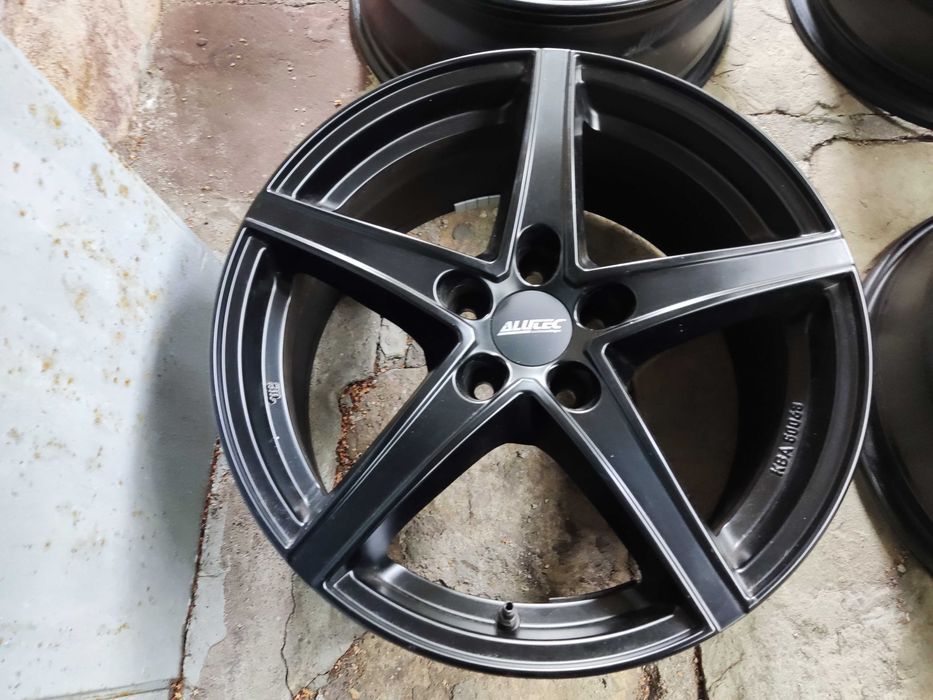 Volvo / Ford 17 цола 5x108 лети джанти Aлutec 5х108 Форд Волво