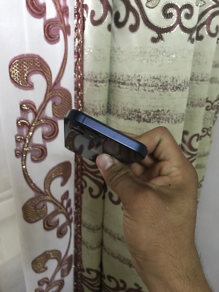 Iphone 12 obmen bor