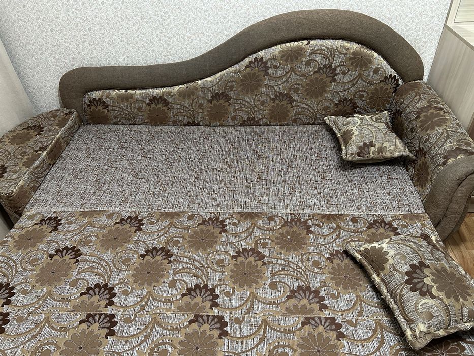 Продается два дивана