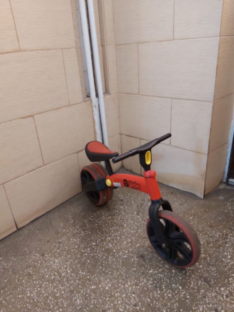 Bicicleta echilibru Yvolition Y velo 18 luni-3 ani( cu 3 roti)