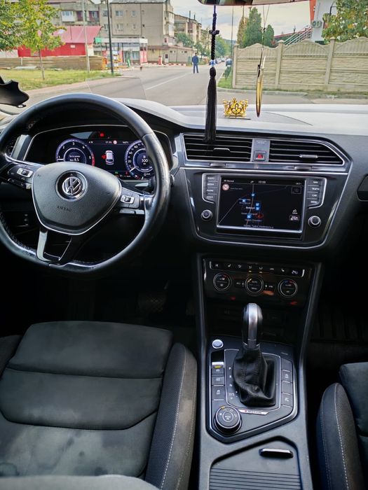 Volkswagen Tiguan R-Line BiTurbo – 2017