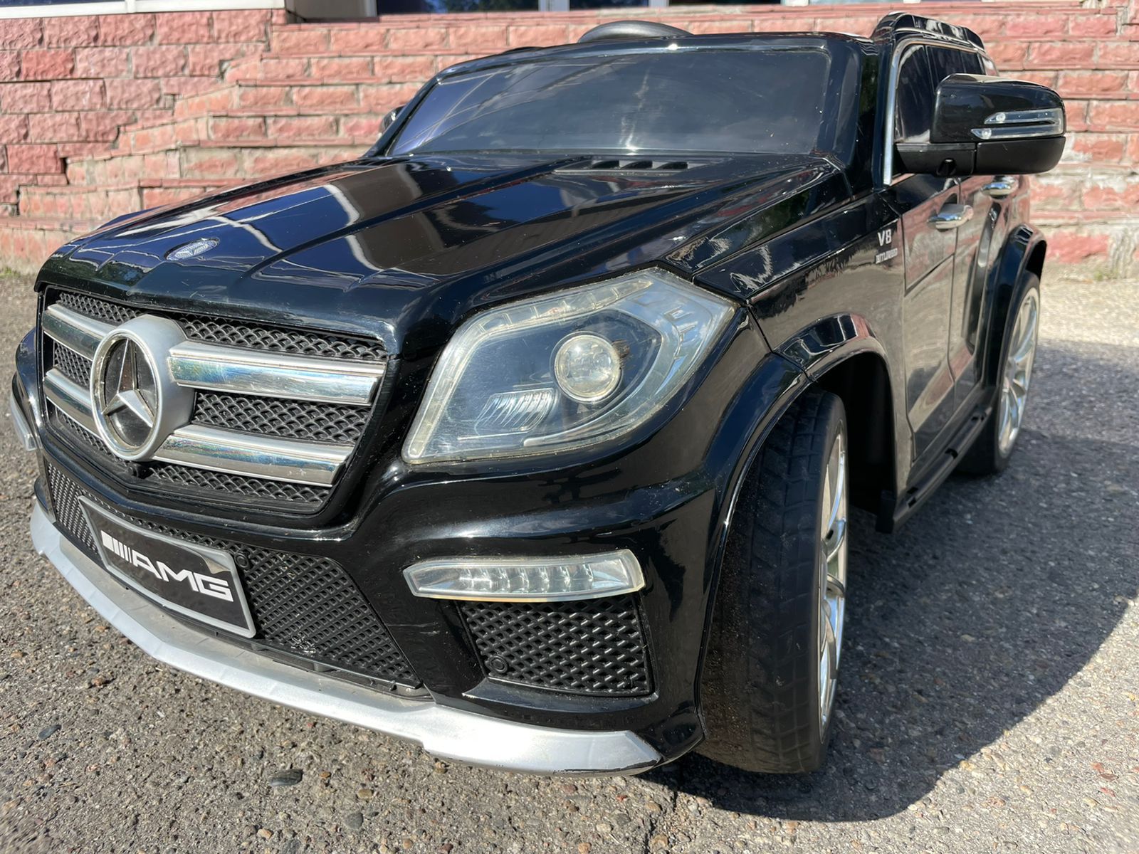 Электромобиль Mercedes AMG GL 63