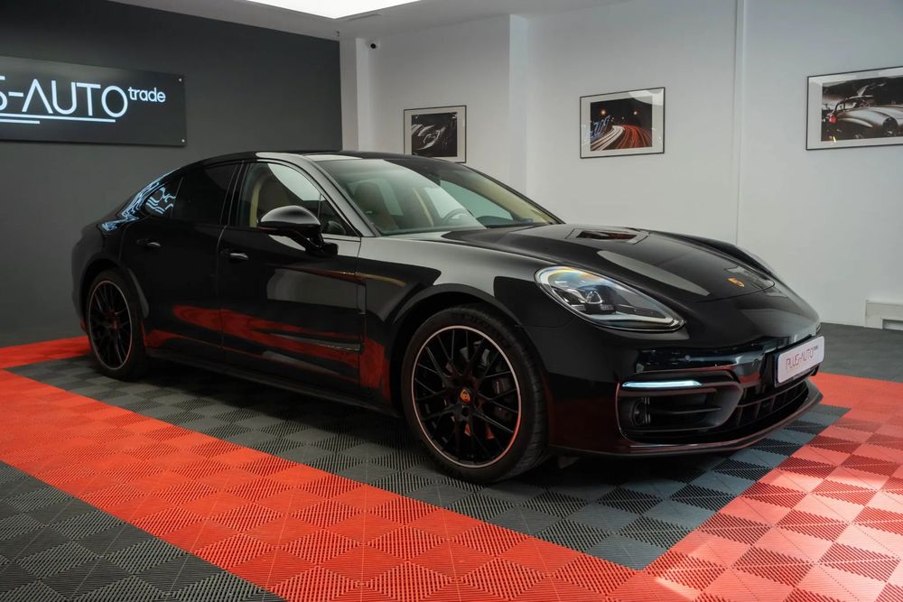 Porsche Panamera Porsche Panamera 4 E-Hybrid Platinum Edition