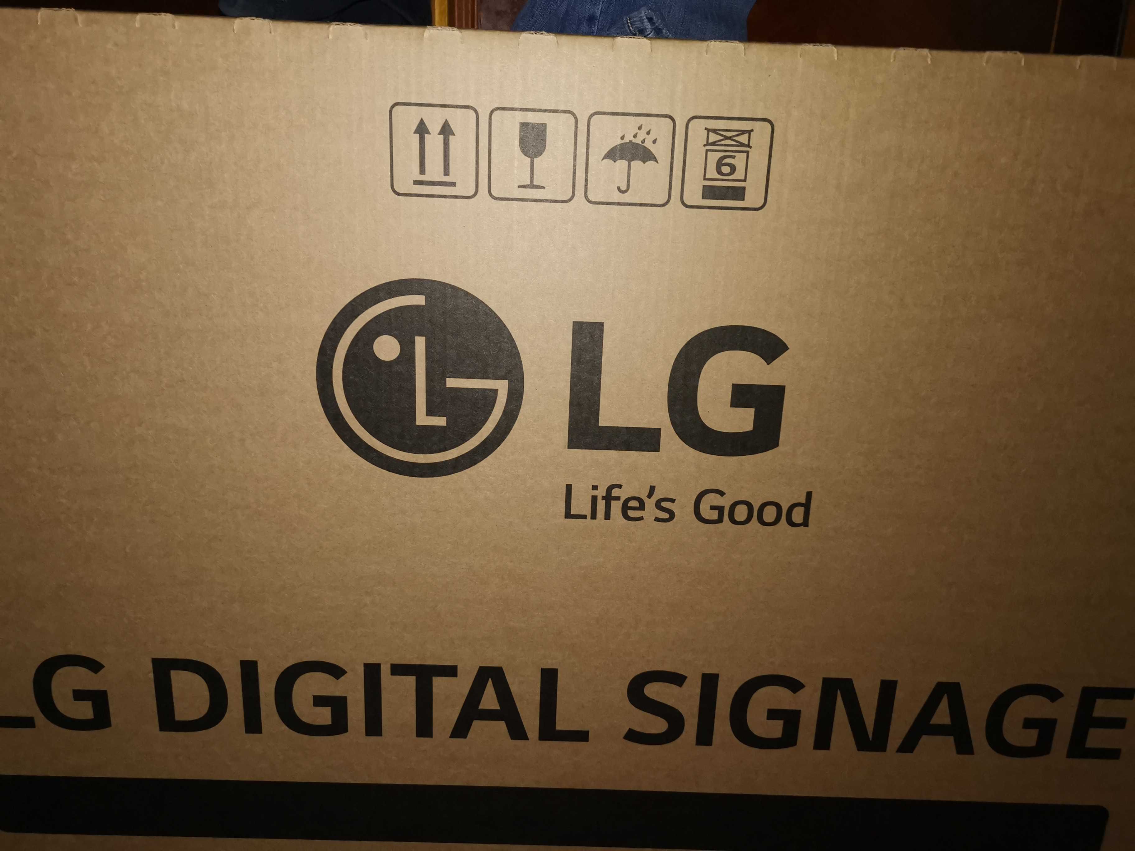 Monitor profesional Business  Signage LG 55''