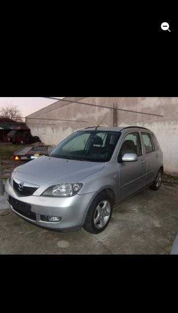 Продавам фарове за Мазда демио 2 за дясна дирекция.