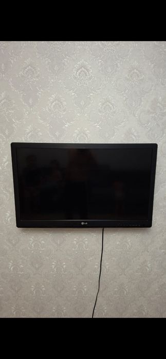 Продам телевизор