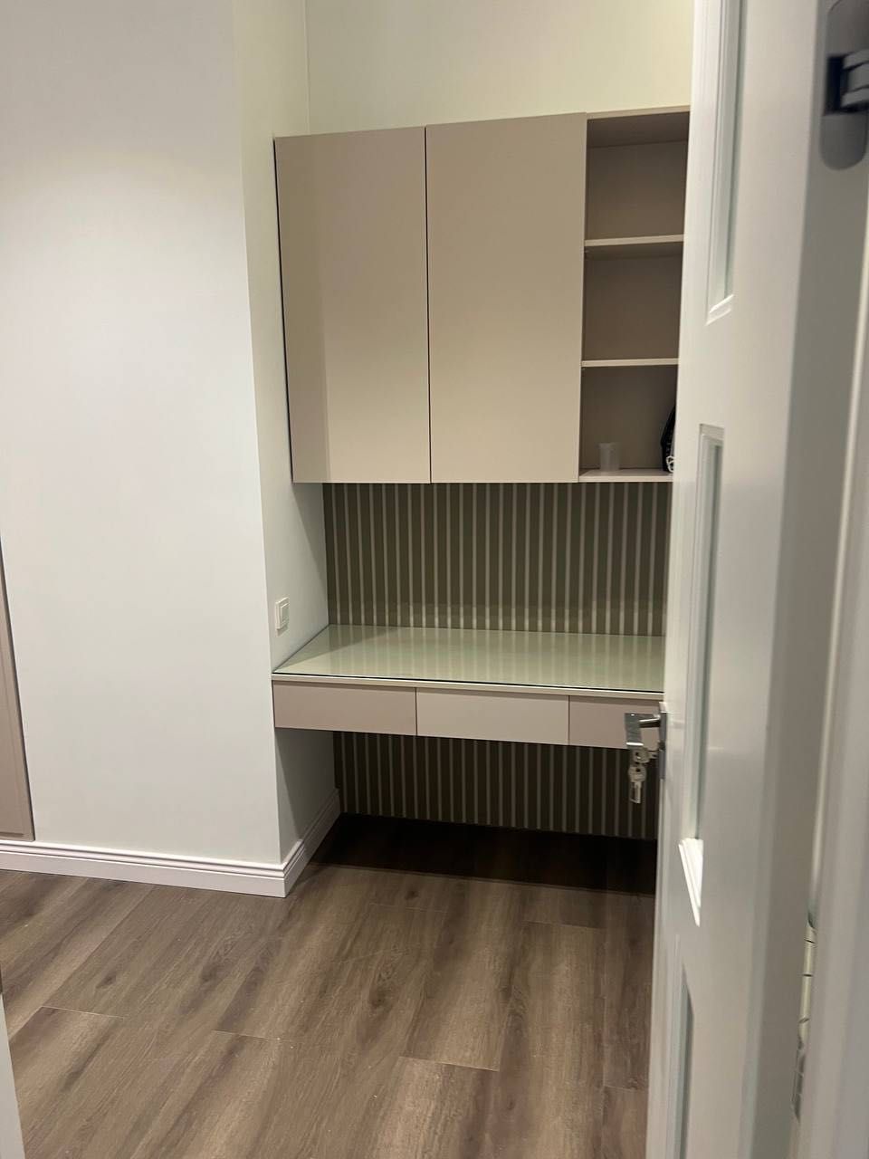 Mirabad Avenue Продается 3 комнатная квартира ремонт Гостиница Россия
