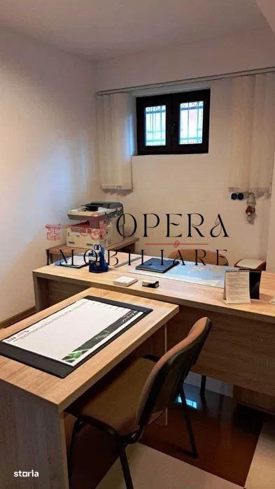 Cladire 4 nivele, de vanzare, zona Podul de Fier