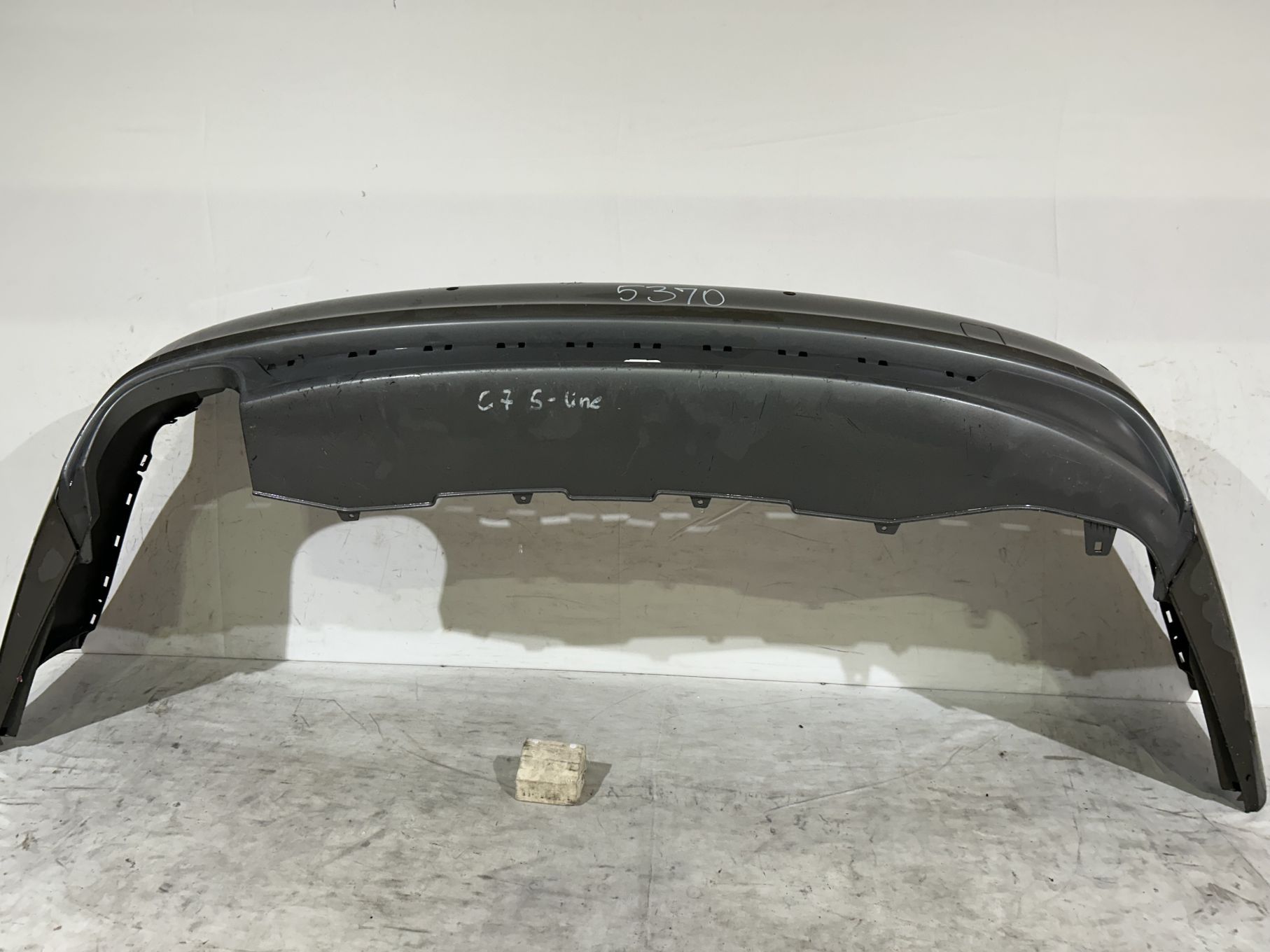 Bara spate Audi A6, C7, Kombi S-Line, 2011, 2012, 2013, 2014, cod origine OE 4G9807511H.