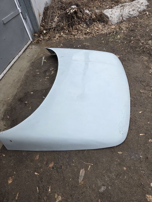 Капот ваз 2110.      .