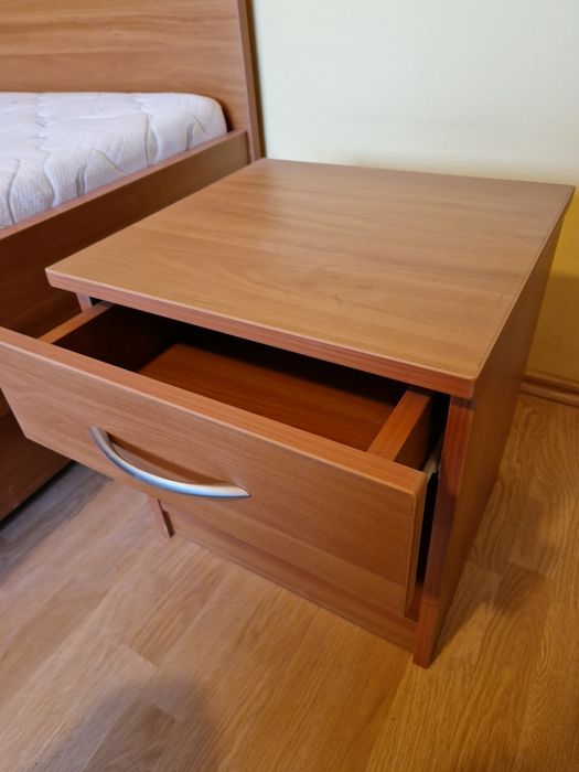 мебели,гардероб,бюро