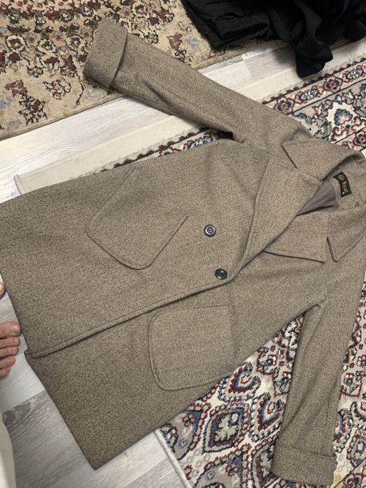 Продам пальто Женское