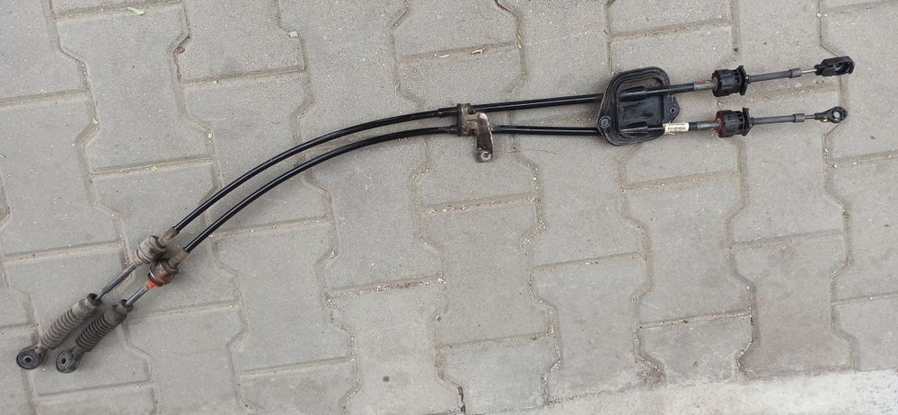 Жила за скорости за Тойота Ярис 1,0 99-05г