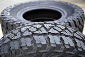 Vand anvelope noi off road,mud terrain 245/70 R16 Kumho MT M+S