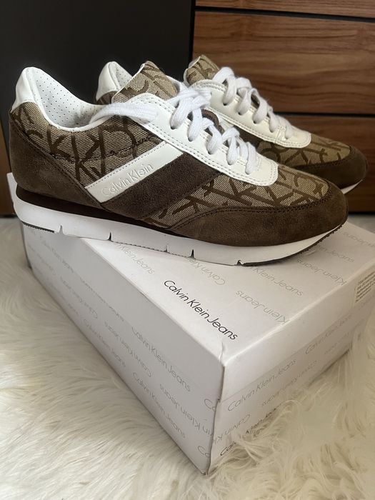 Маратонки calvin klein