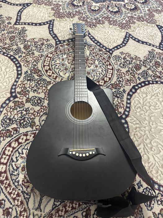 Гитара акустическая