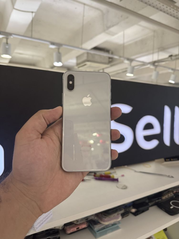 Iphone XS 64gb….