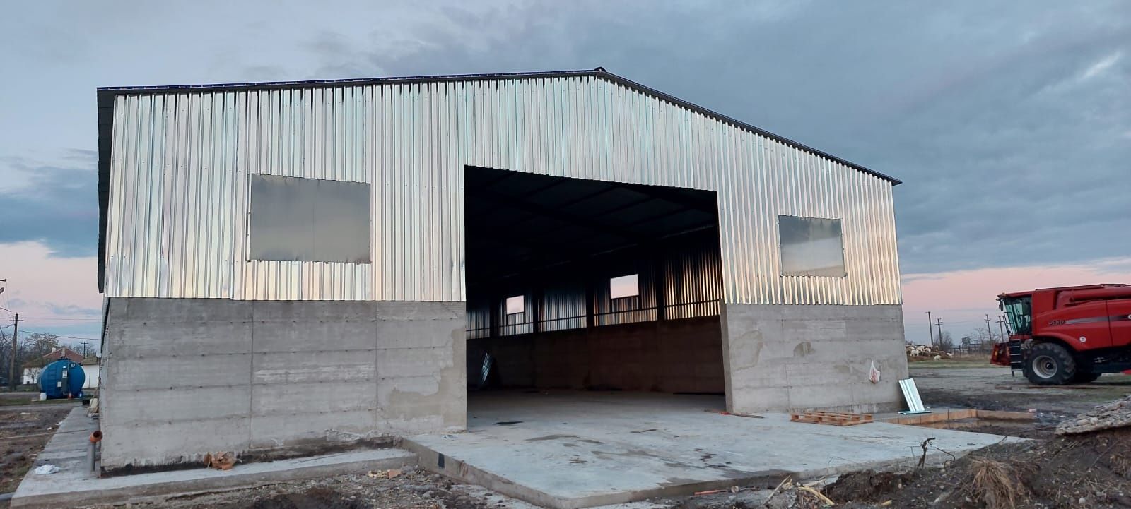Hale metalice Producator oferim garanție
