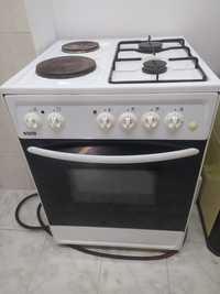 Комбинирана готварска печка на ток и газ с вентил и маркуч. Телефон за